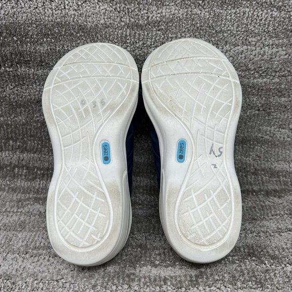 Bzees Women's 8M Knockout Navy Elastic Wedge Sandals - Picture 8 of 8